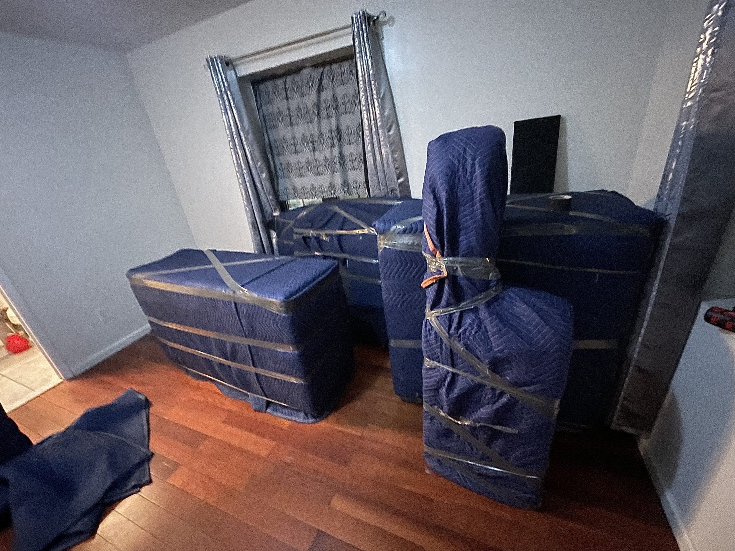 packing furniture